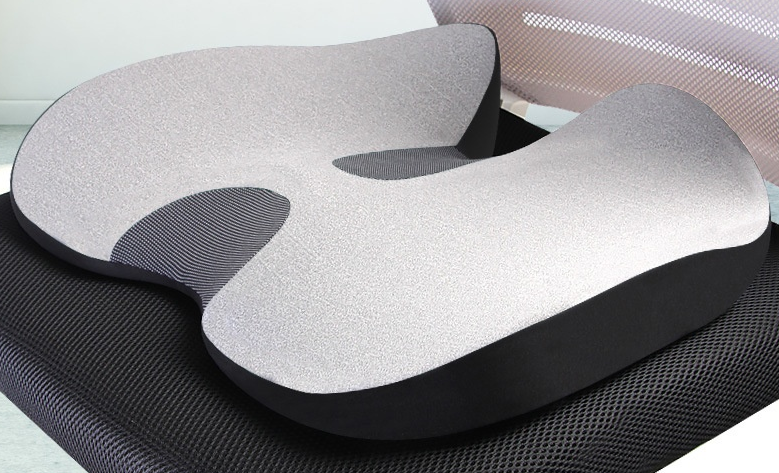 Curved Memory Foam Seat Cushion (45x35x5cm)
