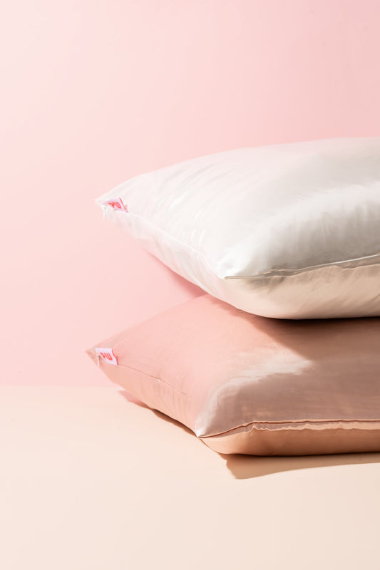 Satin Pillowcase with Zipper Closure – Anti-Frizz, Anti-Crease & Breakout Defense